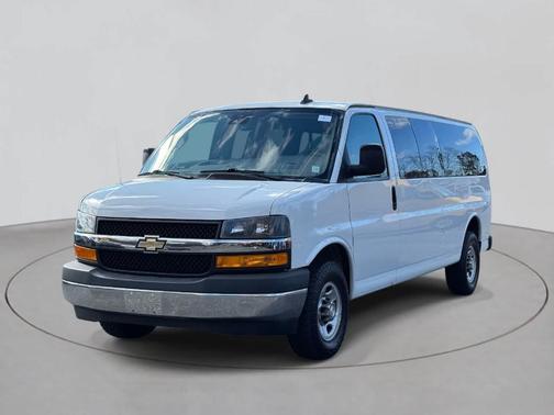 2019 Chevrolet Express 3500 LT