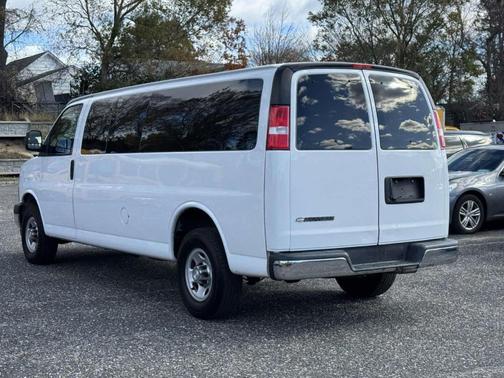 2019 Chevrolet Express 3500 LT