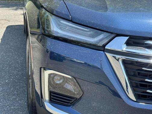Northsky Blue Metallic 2023 Chevrolet Traverse LT Cloth