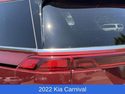 2022 Kia Carnival SX