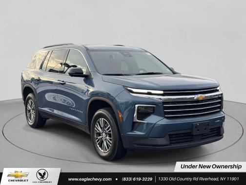 2024 Chevrolet Traverse LT