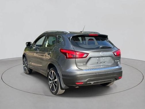 2017 Nissan Rogue Sport SL