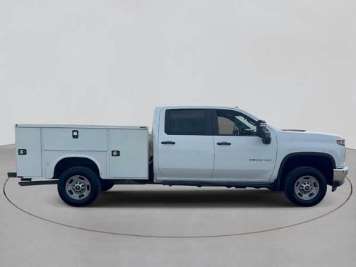 Summit White 2022 Chevrolet Silverado 2500 WT