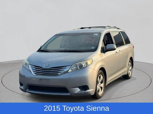 2015 Toyota Sienna LE