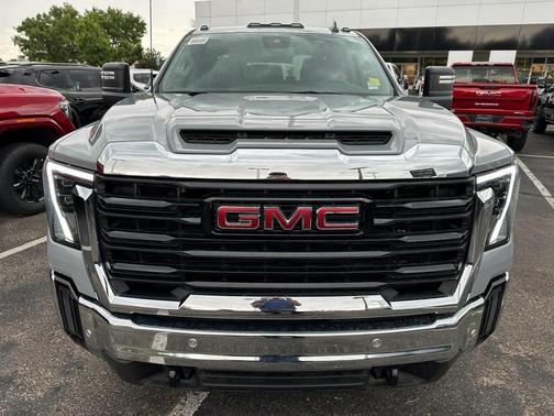 2025 GMC Sierra 2500 Pro
