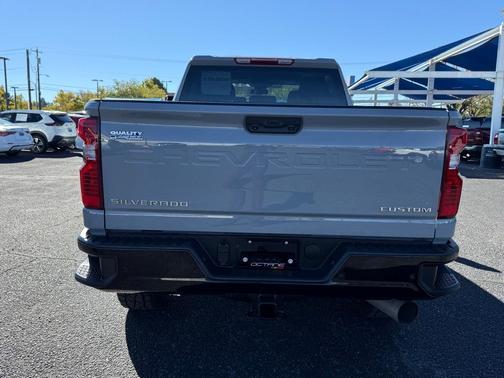 2024 Chevrolet Silverado 2500 Custom