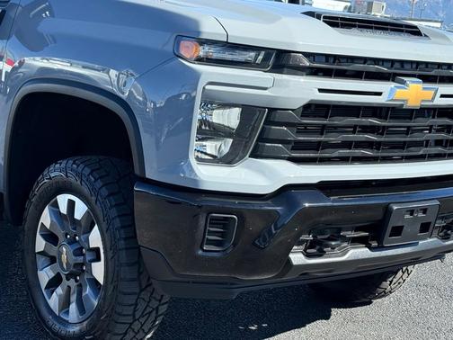 2024 Chevrolet Silverado 2500 Custom