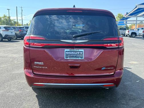 2023 Chrysler Pacifica Hybrid Limited