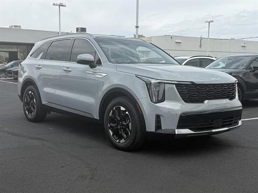 Gray 2025 Kia Sorento S