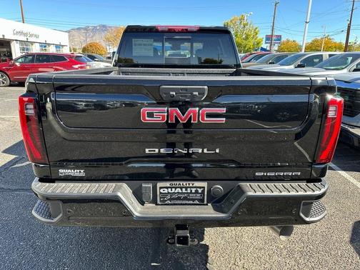 2025 GMC Sierra 2500 Denali