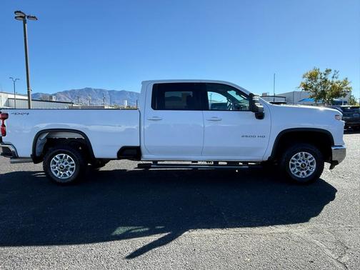 2024 Chevrolet Silverado 2500 LT