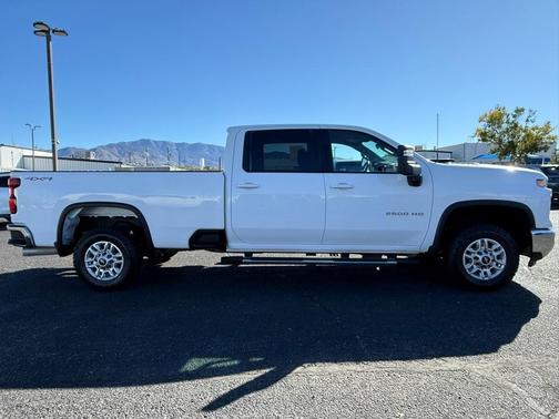 2024 Chevrolet Silverado 2500 LT