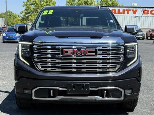 Gray 2022 GMC Sierra 1500 Denali