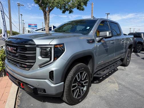 2025 GMC Sierra 1500 AT4