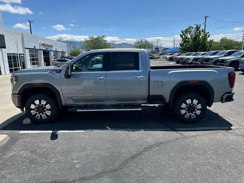 2025 GMC Sierra 2500 Denali