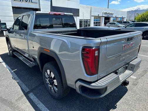 2025 GMC Sierra 2500 Denali