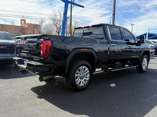 2023 GMC Sierra 3500 Denali