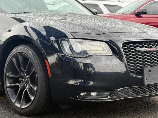 2023 Chrysler 300 S