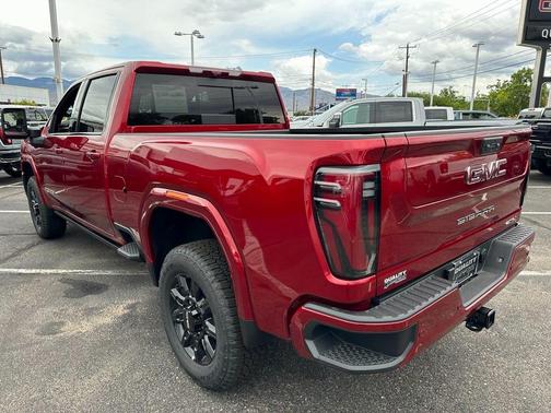 2025 GMC Sierra 2500 AT4