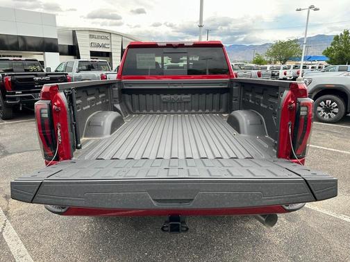 2025 GMC Sierra 2500 AT4