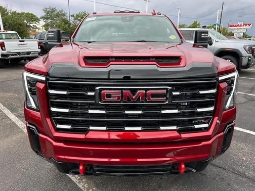 2025 GMC Sierra 2500 AT4