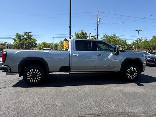 2025 GMC Sierra 3500 Denali Ultimate