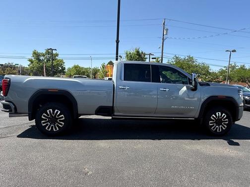 2025 GMC Sierra 3500 Denali Ultimate