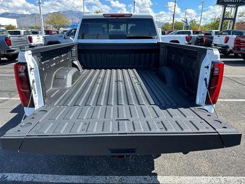 2026 GMC Sierra 2500 SLT
