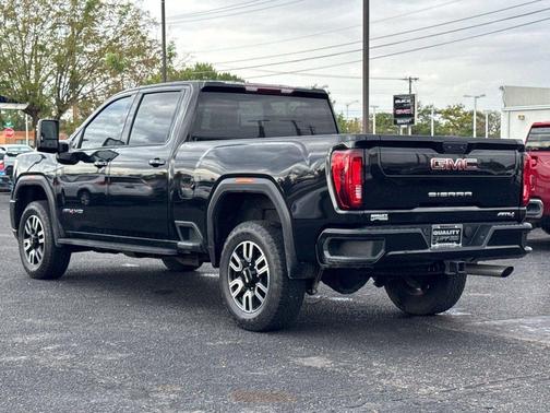 Ebony Twilight Metallic 2022 GMC Sierra 2500 AT4