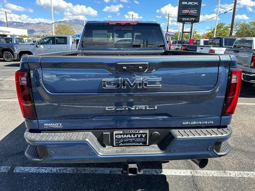 2025 GMC Sierra 3500 Denali Ultimate