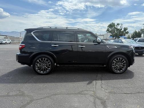 2023 Nissan Armada Platinum
