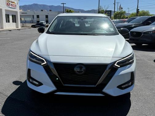 2022 Nissan Sentra SR