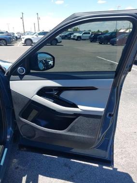 Tribeca Blue 2024 Land Rover Range Rover Evoque Core S