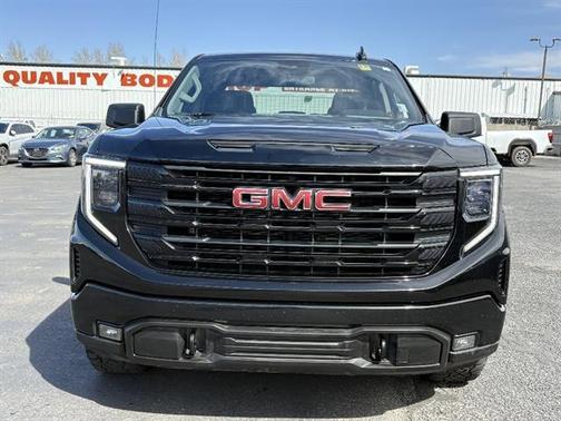 Black 2022 GMC Sierra 1500 Elevation