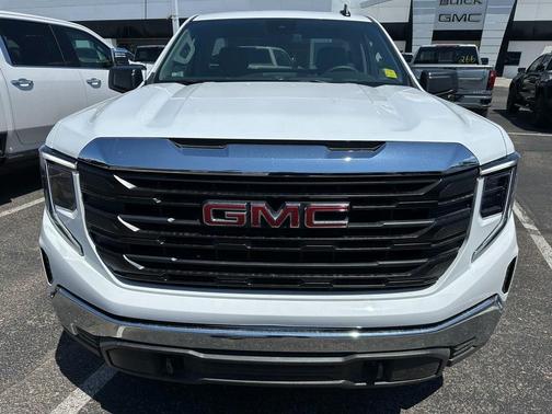 2025 GMC Sierra 1500 Pro