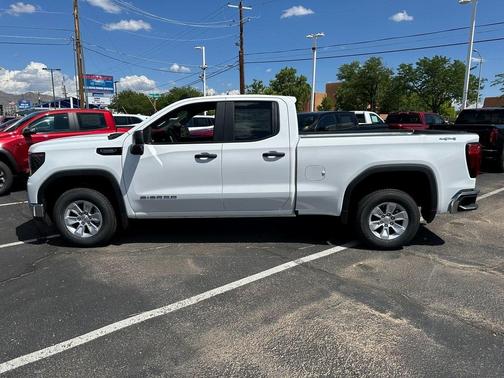 2025 GMC Sierra 1500 Pro