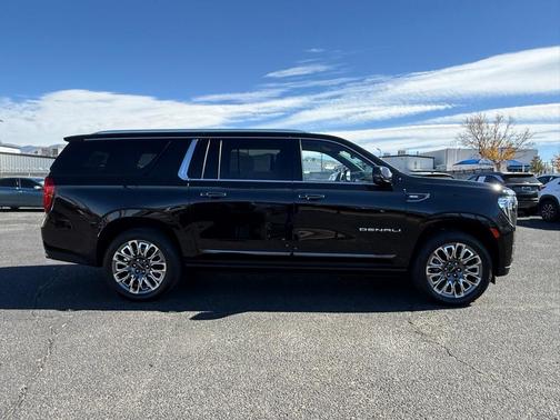 2024 GMC Yukon XL Denali Ultimate