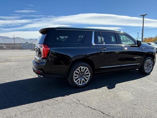 2024 GMC Yukon XL Denali Ultimate
