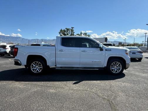 2022 GMC Sierra 1500 Limited SLT