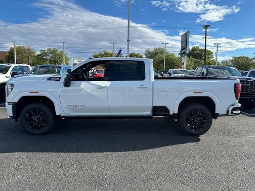 2025 GMC Sierra 2500 AT4