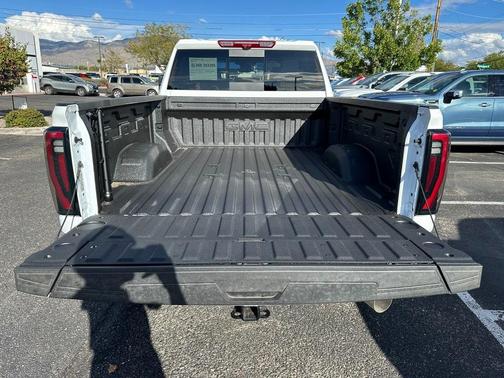 2025 GMC Sierra 2500 AT4