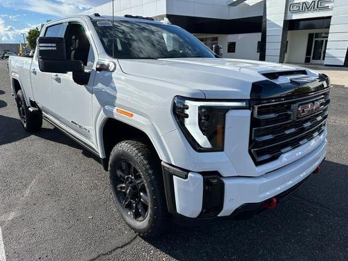 2025 GMC Sierra 2500 AT4