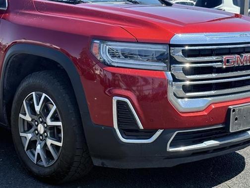 Red 2022 GMC Acadia SLE