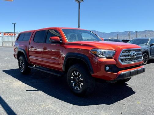 2016 Toyota Tacoma SR