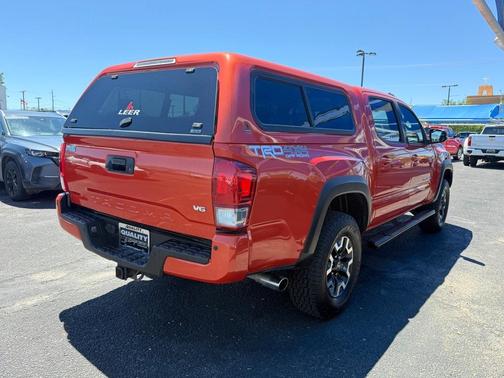 2016 Toyota Tacoma SR