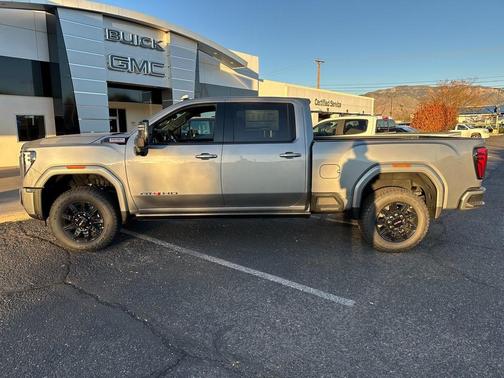 2026 GMC Sierra 2500 AT4