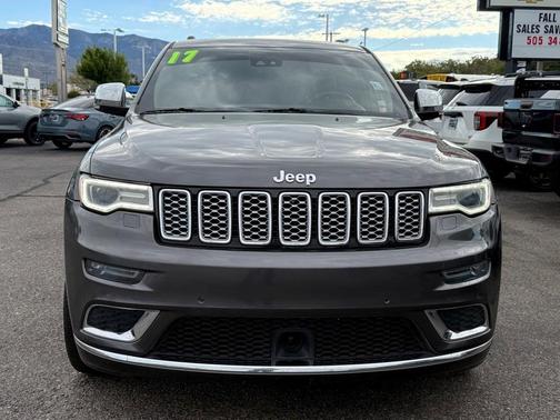 2017 Jeep Grand Cherokee Summit