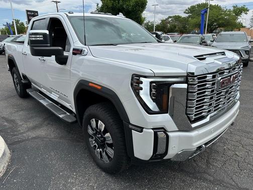 2025 GMC Sierra 2500 Denali
