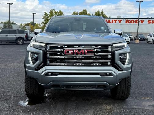 2025 GMC Canyon Denali