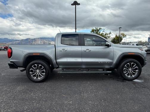 2025 GMC Canyon Denali